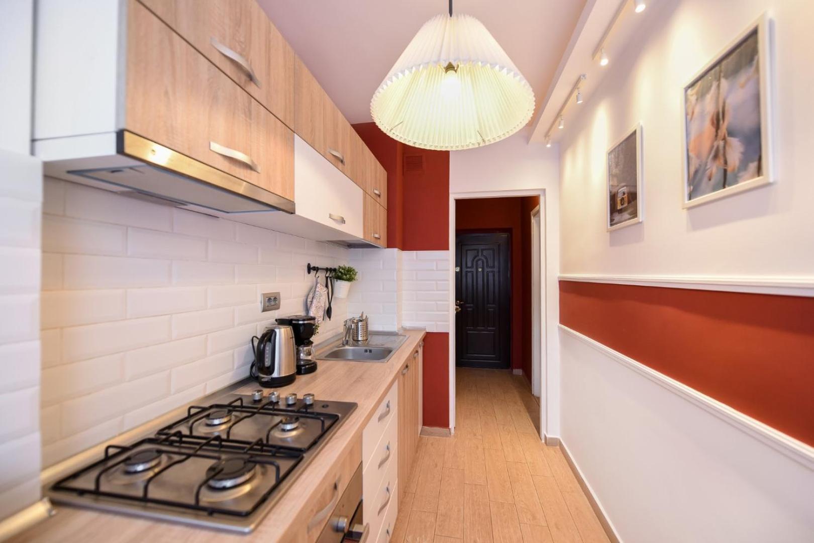 Downtown Oasis: Central Apartments With Cozy Charm Boekarest Kamer foto