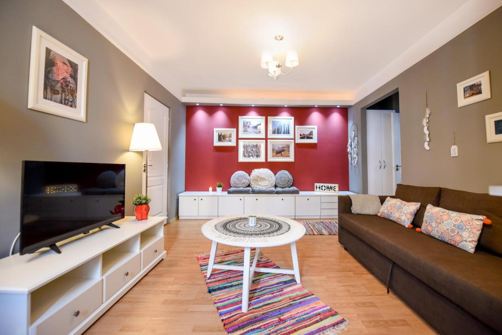 Downtown Oasis: Central Apartments With Cozy Charm Boekarest Kamer foto